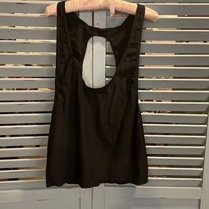 Black exercise cover. Meant to cover tank under.